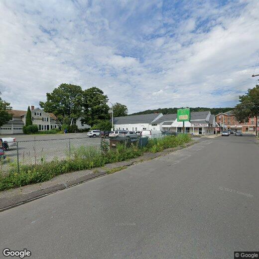 33 Park St Unit 2, Thomaston, CT 06787 Room for Rent in Thomaston, CT