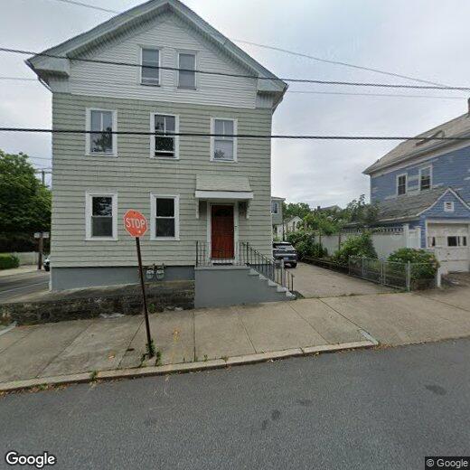 Primary Photo - 85 E George St