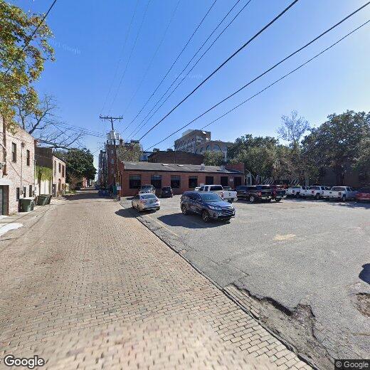 Primary Photo - 25 W Perry Ln