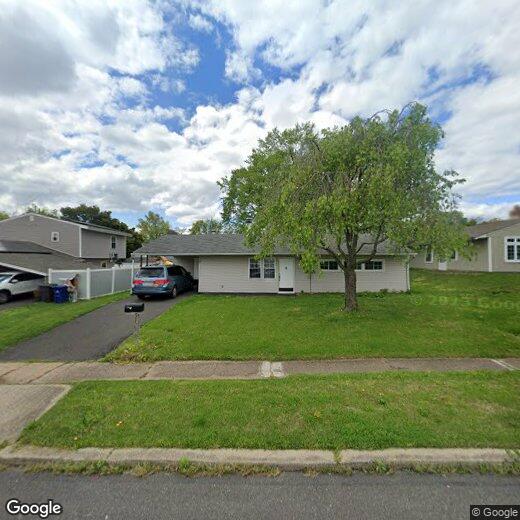 Primary Photo - 31 Lavender Ln