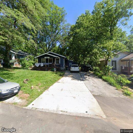 Foto principal - 1814 E 84th St