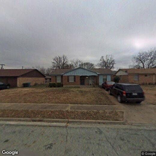 Primary Photo - 1702 W Birge St