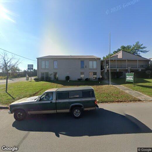 Foto principal - 105 Bonnabrook Dr