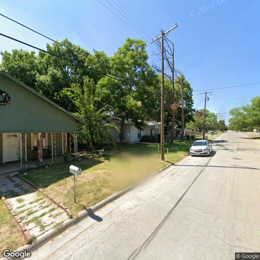 923 S Wine St, Gainesville, TX 76240 House Rental in Gainesville, TX