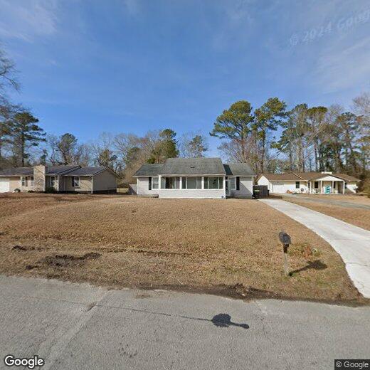 Primary Photo - 3 br, 2 bath House - 832 Mill River Road