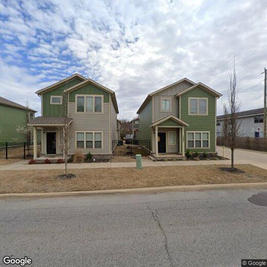 1608 N Leverett Ave, Fayetteville, AR 72703 Townhome Rentals in Fayetteville AR