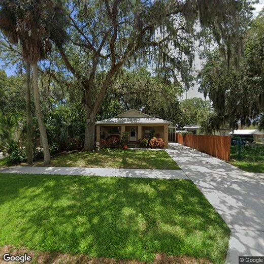 Primary Photo - 203 Estrada Ave