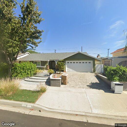 Primary Photo - 2034 Dwight Ave