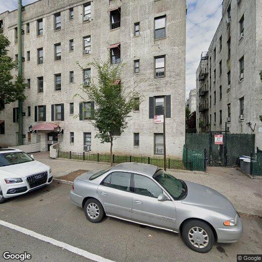 35th Street Apartment for Rent in Queens, NY