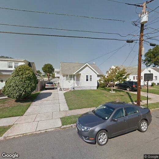 Primary Photo - 33 Hermann St