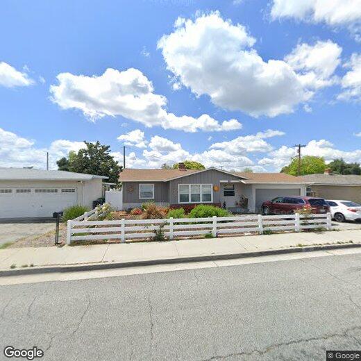 Primary Photo - 150 E Gladstone St
