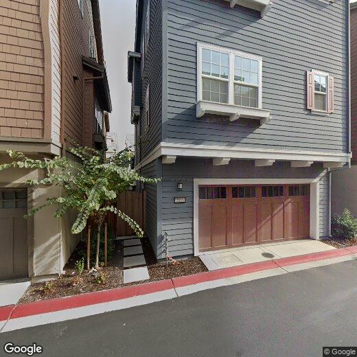 Primary Photo - Excellent 4 Bedroom Home!