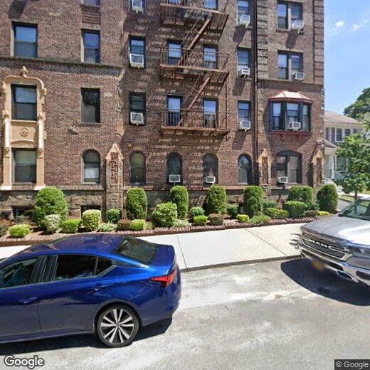 Primary Photo - 215 Hart Blvd