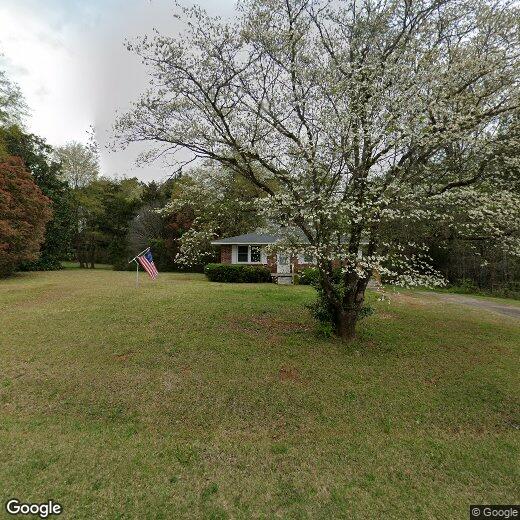 Primary Photo - 409 S Cove Rd