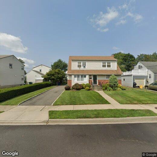 210 Oakview Ave, Farmingdale, NY 11735 Apartment for Rent in