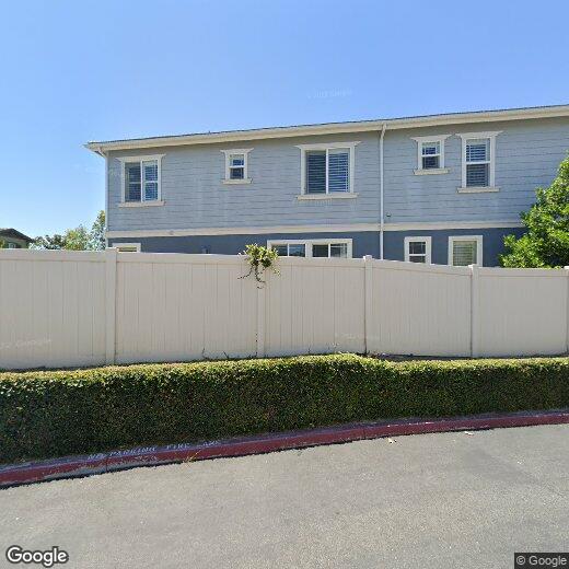 Primary Photo - 302 Summit Crest Dr
