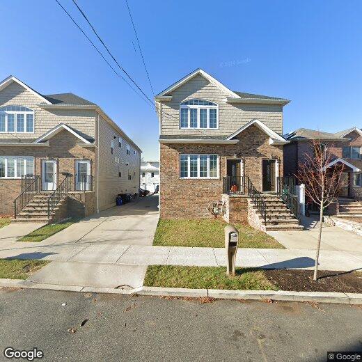 Primary Photo - 332 Seguine Ave