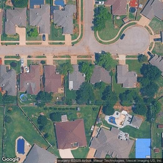 Primary Photo - 6516 NW 130th St