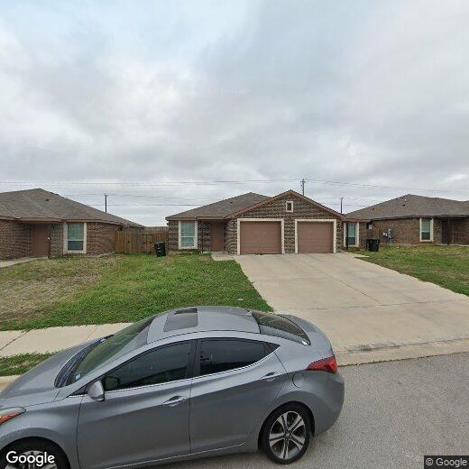 Primary Photo - 903 Lasso Dr