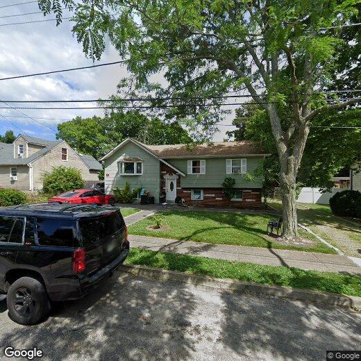 47 Hoffman Ln, Central Islip, NY 11722 House for Rent in Central